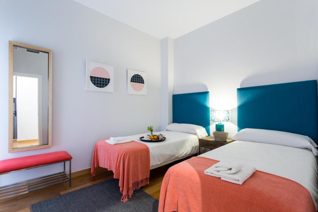 إشبيلية Apartamentos Rg Alameda De Hercules المظهر الخارجي الصورة